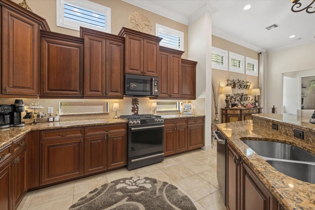 7651 Portstewart Drive, Lakewood Ranch, FL 34202 Photo