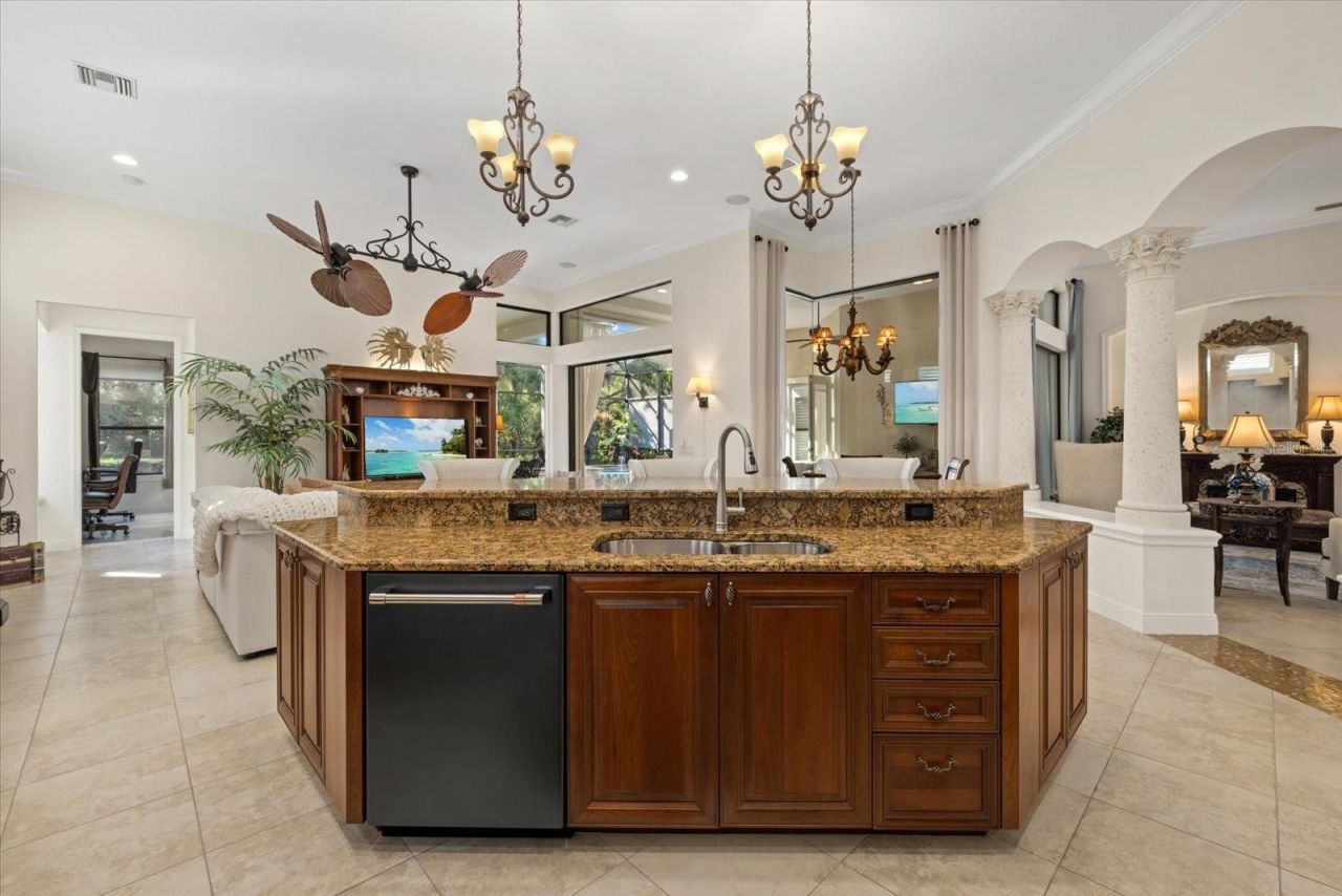 7651 Portstewart Drive, Lakewood Ranch, FL 34202 Photo