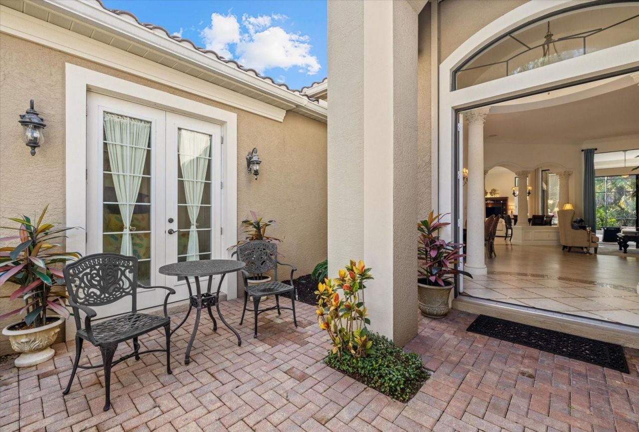 7651 Portstewart Drive, Lakewood Ranch, FL 34202 Photo