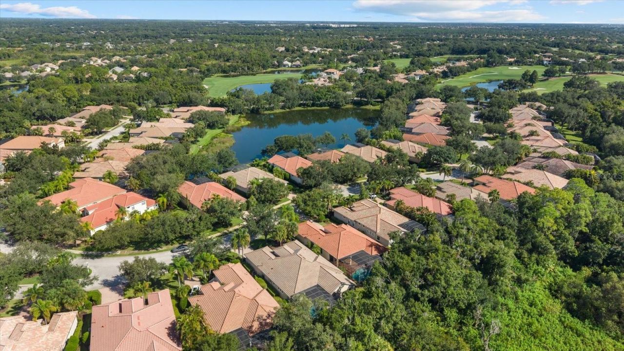 7651 Portstewart Drive, Lakewood Ranch, FL 34202 Photo