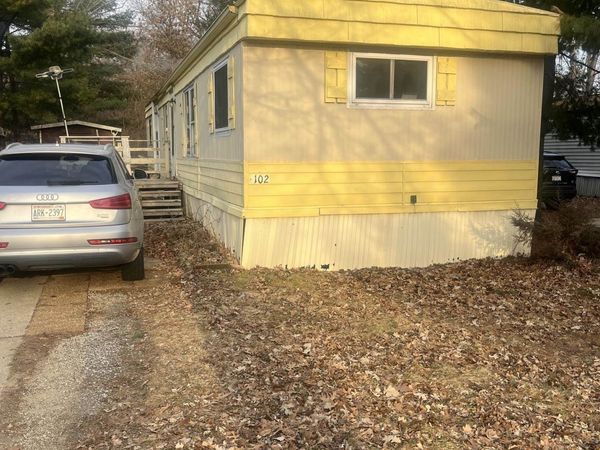 N2639 County Z Road, Unit F102, Dousman, WI 53118