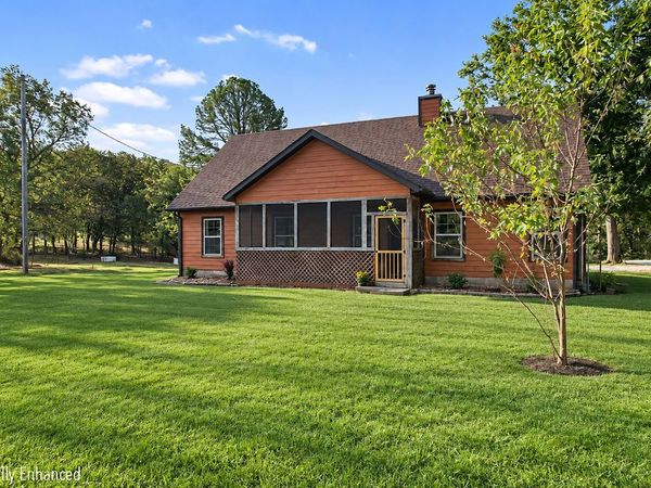 459 E Wallin Mountain Road, West Fork, AR 72774