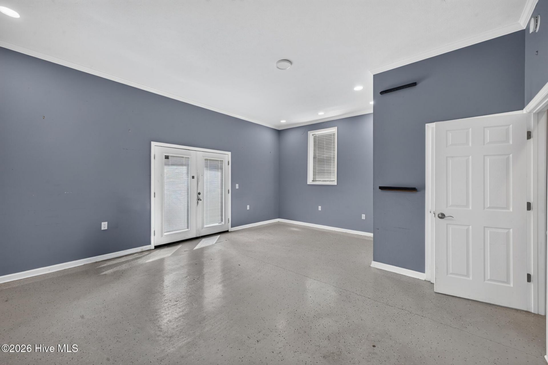 1072 Meadow Lane  Photo 25