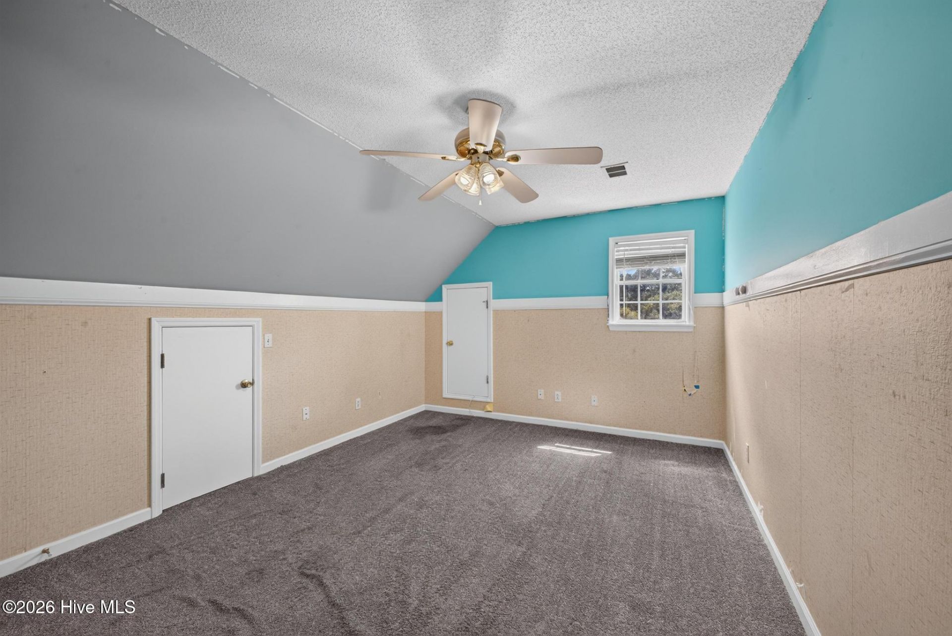 1072 Meadow Lane  Photo 28