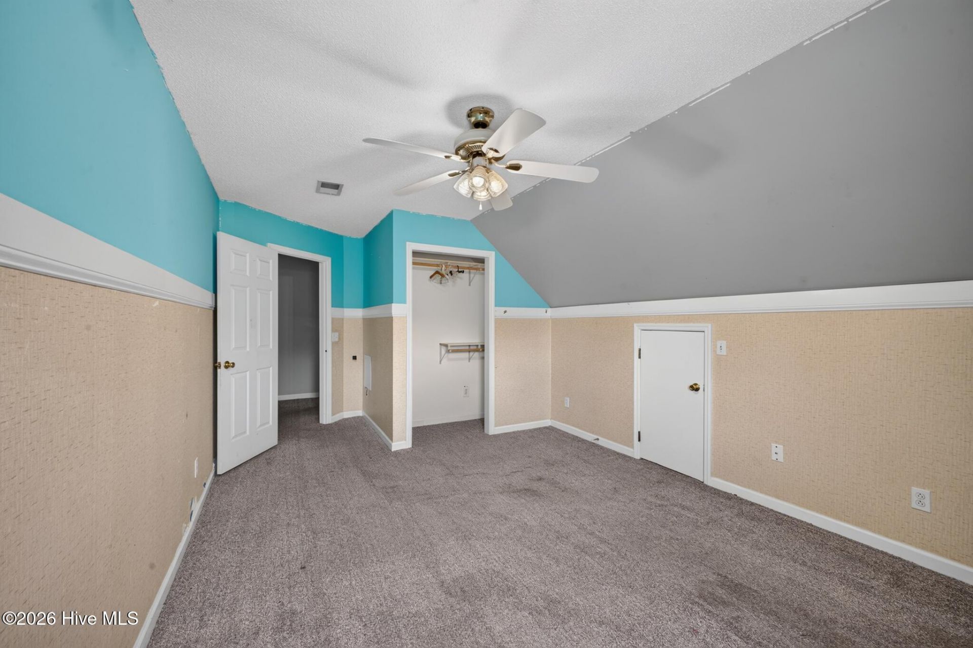 1072 Meadow Lane  Photo 29