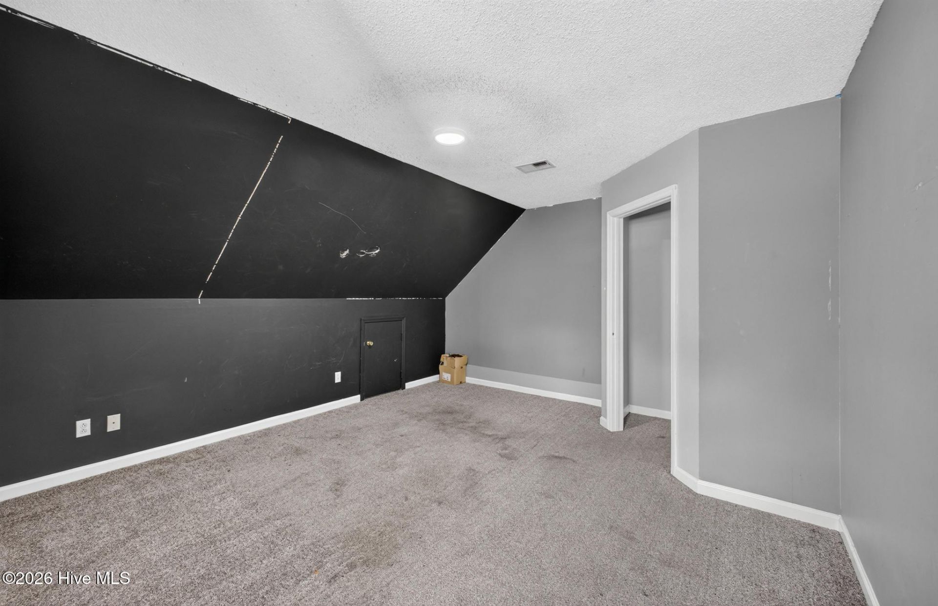1072 Meadow Lane  Photo 31