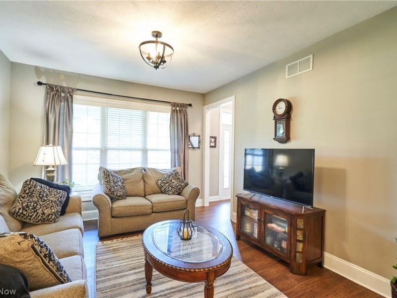 222 Emerald Avenue, Streetsboro, OH 44241 Photo 6