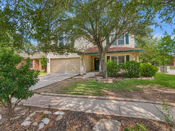 204 FALCON RIDGE DR, New Braunfels, TX 78130
