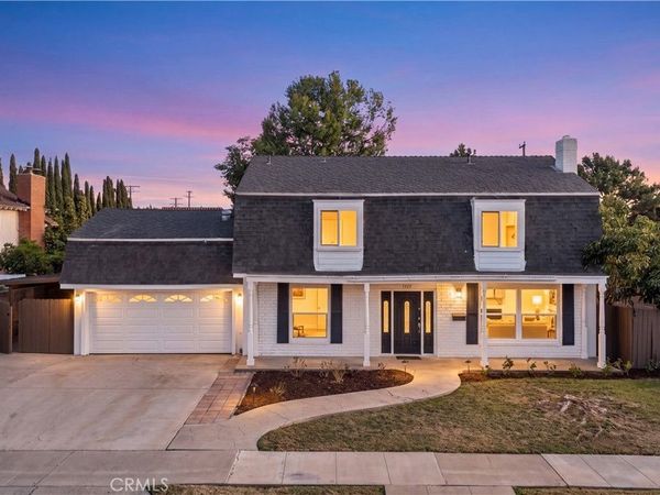 1524 E Briardale, Orange, CA 92865