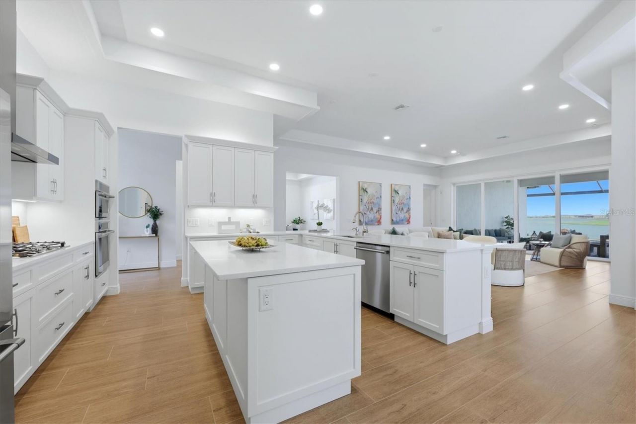 832 Blue Shell Loop, Sarasota, FL 34240 Photo