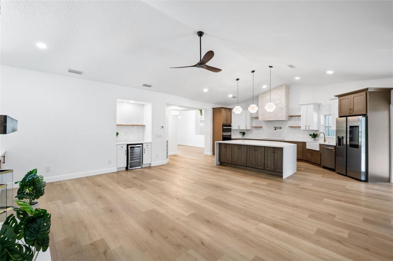 1384 Forestedge Boulevard, Oldsmar, FL 34677 Photo