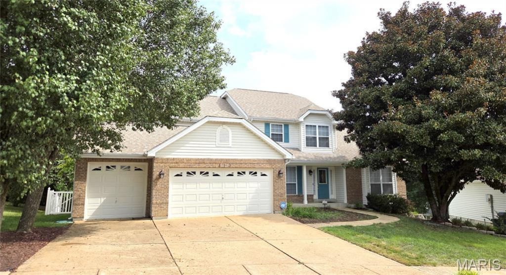 413 Roosevelt Woods Court , Fenton, MO 63026 Main Photo