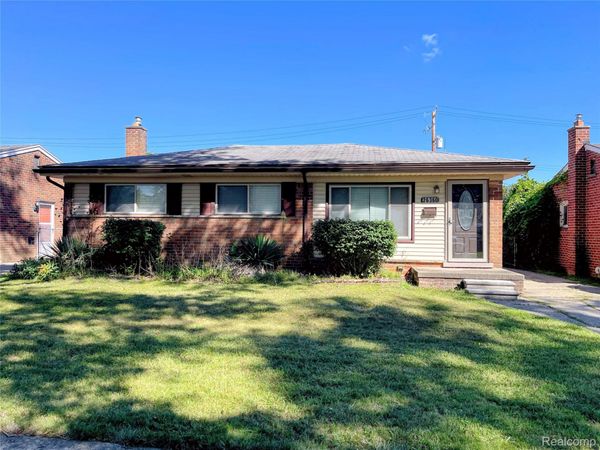 26360 Clarita, Redford Township, Mi 48240