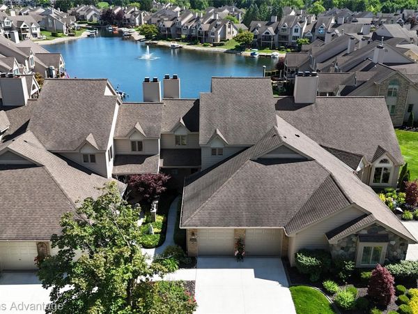 18048 Blue Heron Drive W, Northville Township, Mi 48168