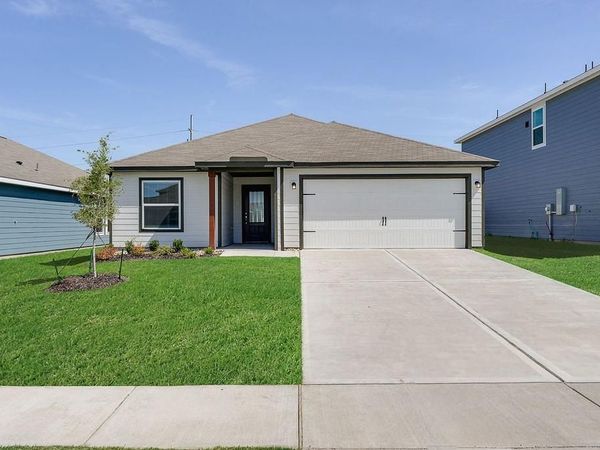 4906 Fillmore Drive, Greenville, TX 75401