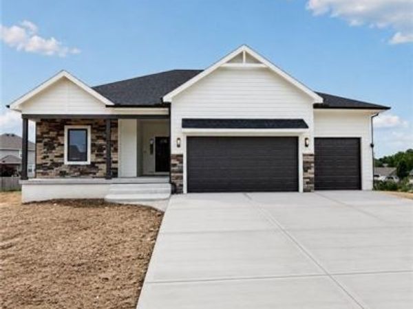 251st Street, McLouth, KS 66054