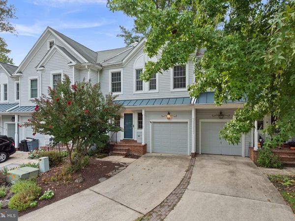 826 CHARLES JAMES CIRCLE, ELLICOTT CITY, MD 21043