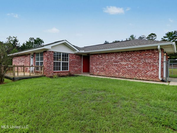 28 Marlin Lane, McHenry, MS 39561