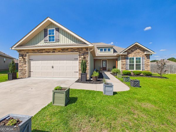 106 Huxley Terrace, Bonaire, GA 31005
