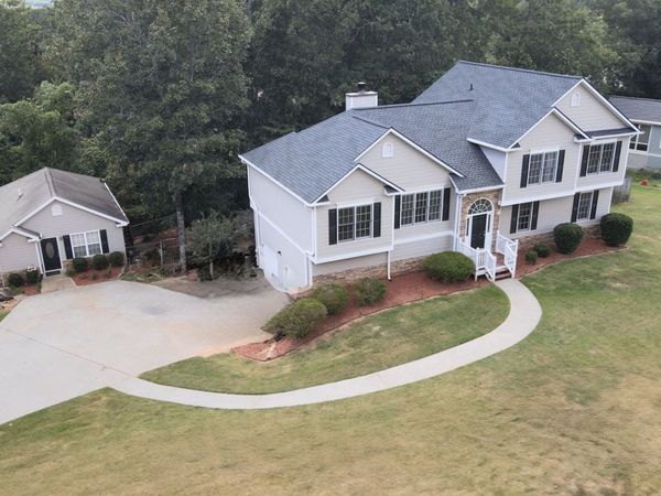 102 Chestnut Hill Drive, Cantoon, GA 30114
