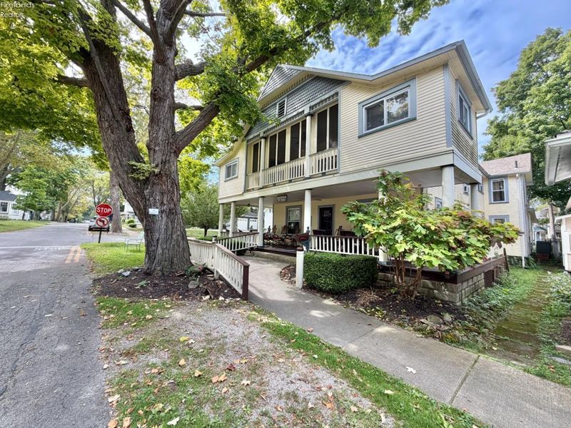 350 Walnut Avenue, Lakeside, OH 43440 Photo 2