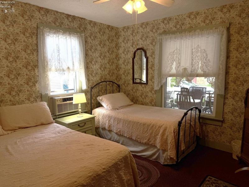 350 Walnut Avenue, Lakeside, OH 43440 Photo 7