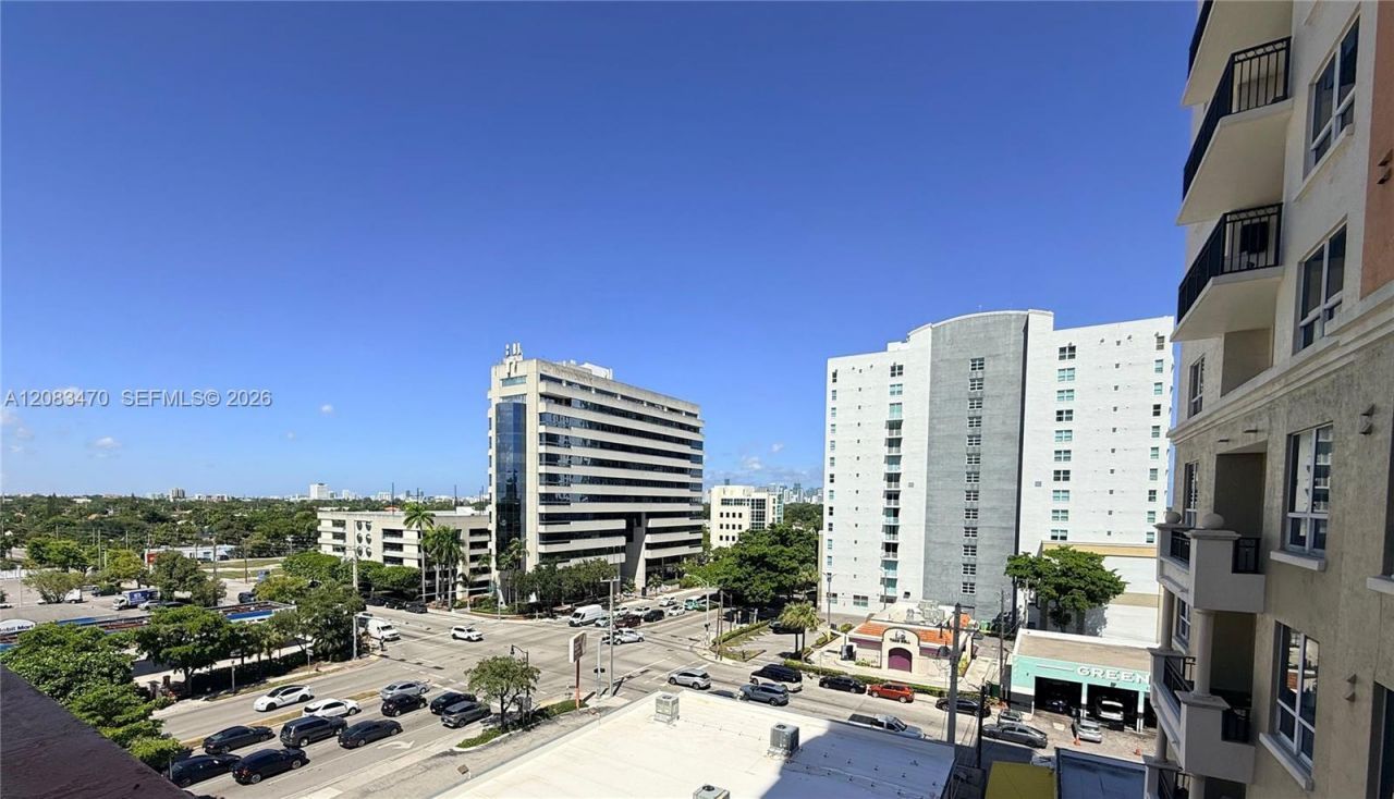 3232 SW 22nd Ter, Unit 113, Miami, FL 33145 Photo