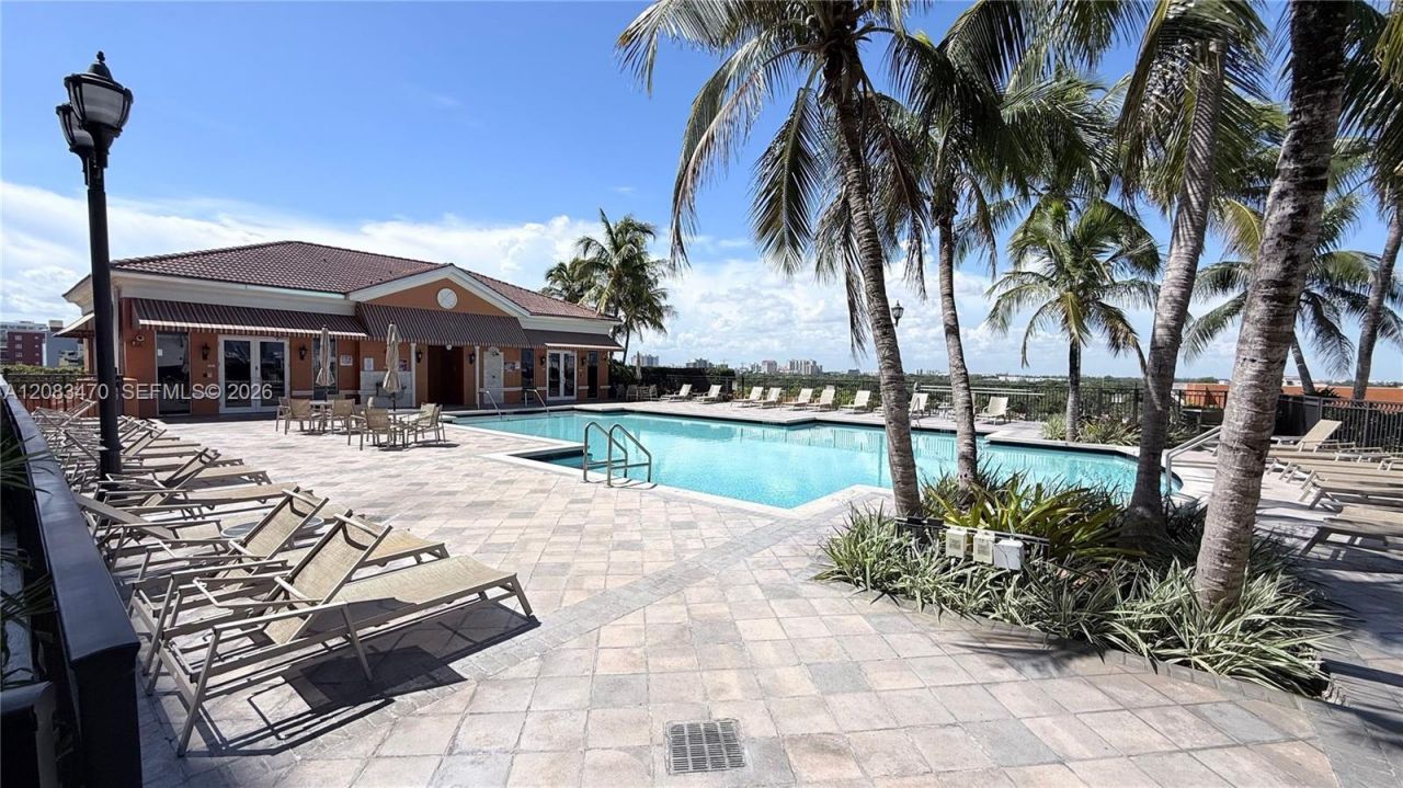 3232 SW 22nd Ter, Unit 113, Miami, FL 33145 Photo