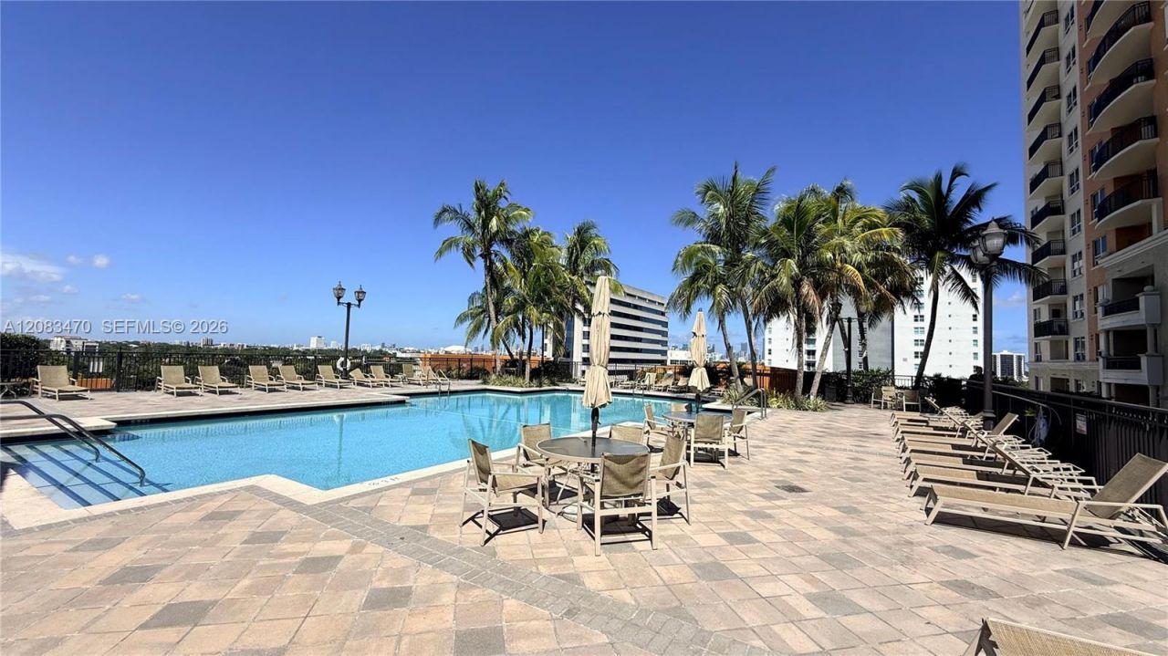 3232 SW 22nd Ter, Unit 113, Miami, FL 33145 Photo