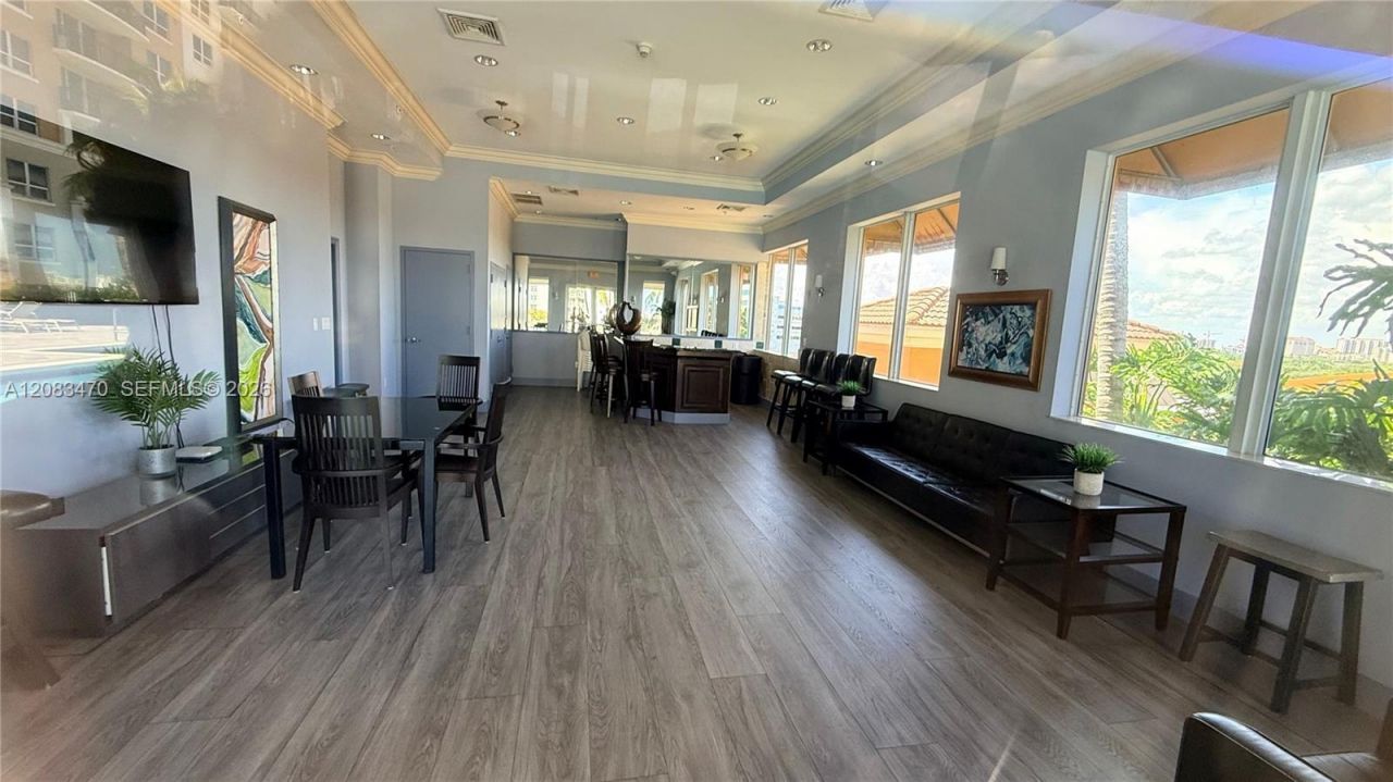 3232 SW 22nd Ter, Unit 113, Miami, FL 33145 Photo