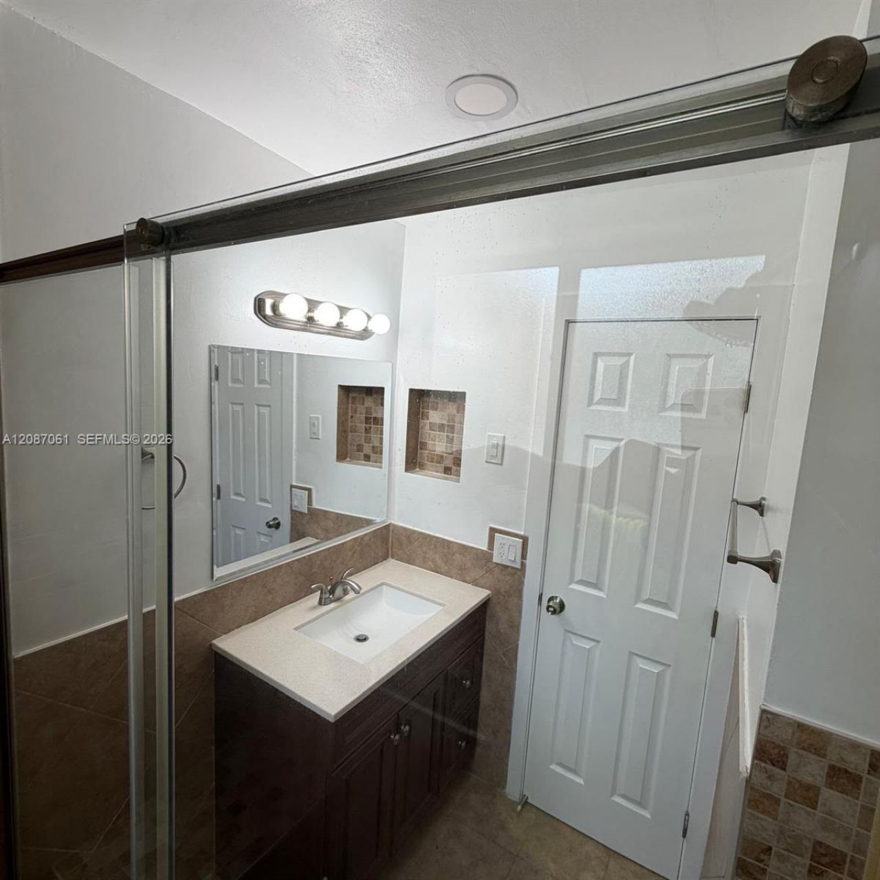 3932 NW 39th Ave, Lauderdale Lakes, FL 33309 Photo