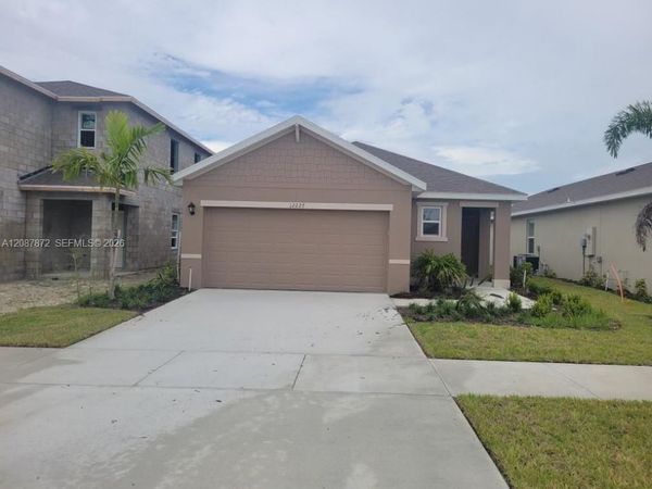 12227 SW Nettuno Way , Port St. Lucie, FL 34987
