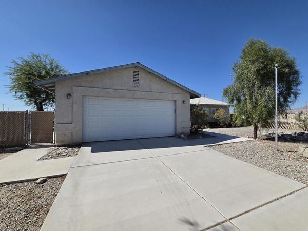 1553 Black Sea Avenue, Thermal, CA 92274