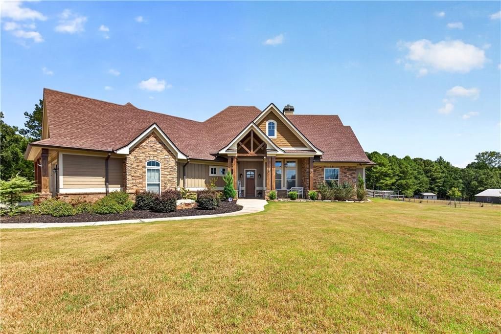 649 Clover Drive, Social Circle, GA 30025 Main Photo