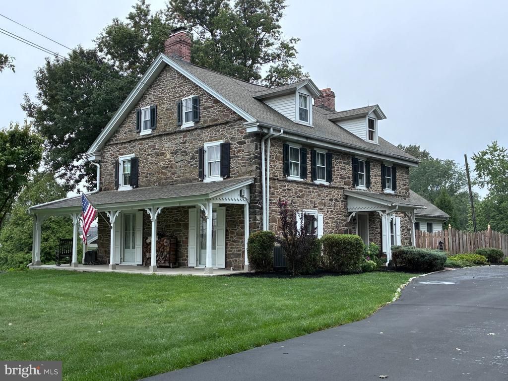 430 S MAIN STREET , QUAKERTOWN, PA 18951