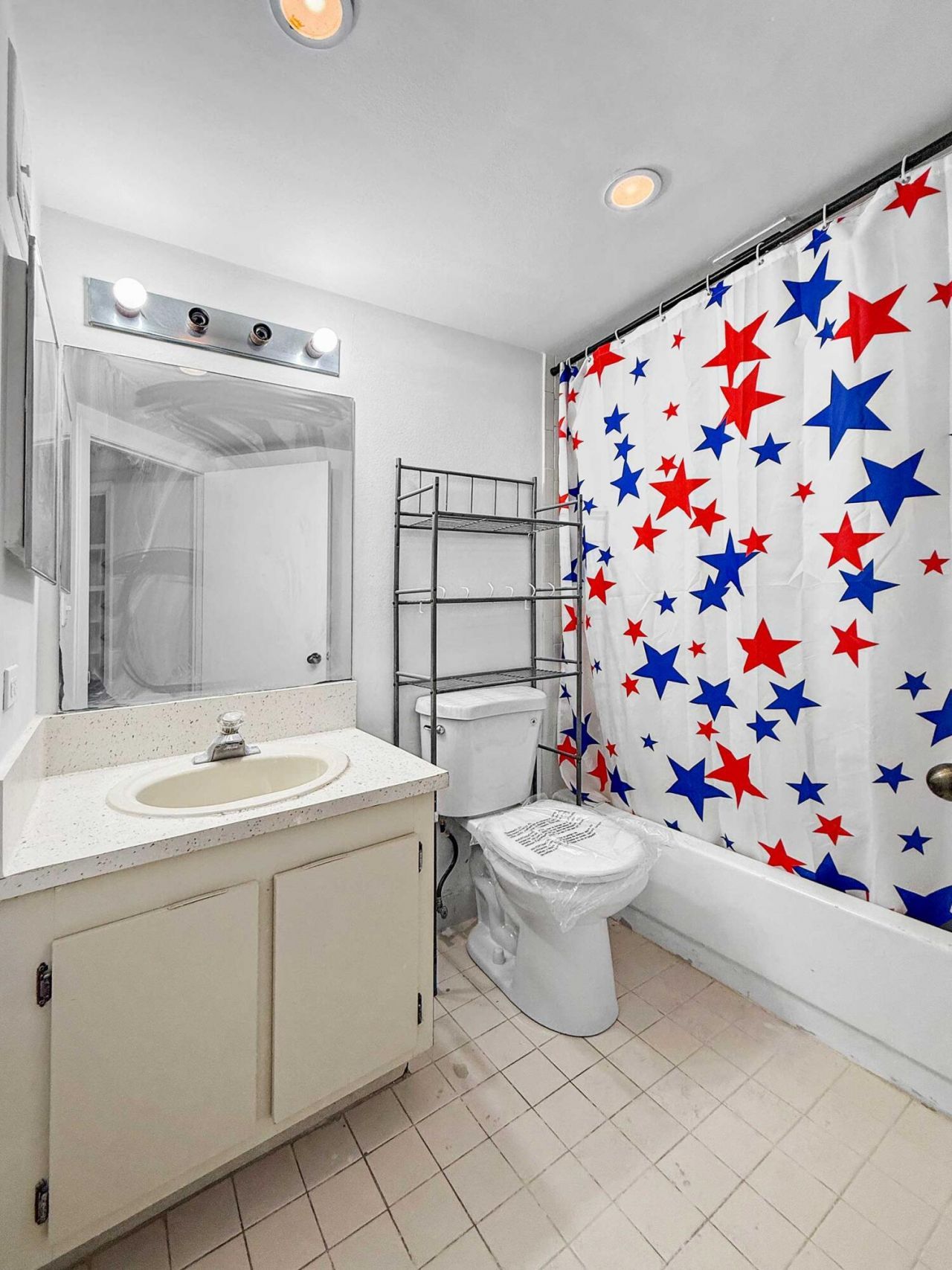 8290 Lake Drive, Unit 250, Doral, FL 33166 Photo