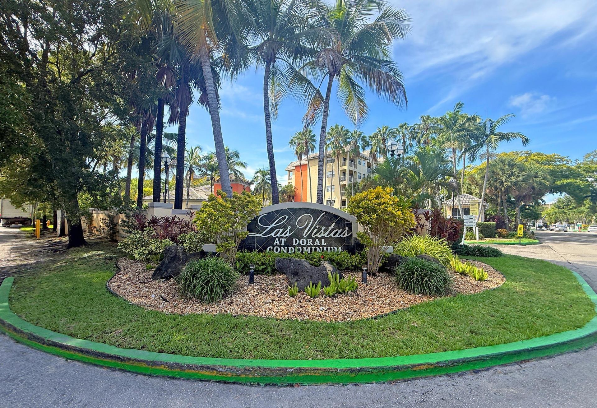 8290 Lake Drive, Unit 250, Doral, FL 33166 Photo