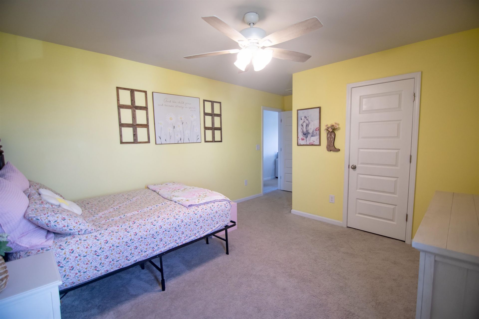 669 Harrison Mill St. Photo 29