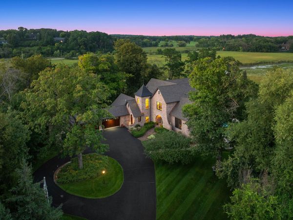 1070 Ferndale Road W, Wayzata, MN 55391