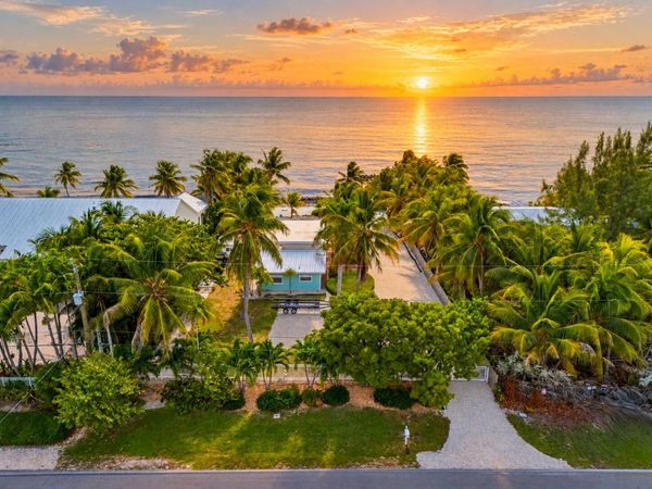 75433 Overseas Highway, ISLAMORADA, FL 33036