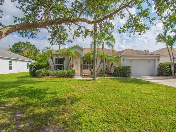 3628 2nd Street SW, Vero Beach, FL 32968
