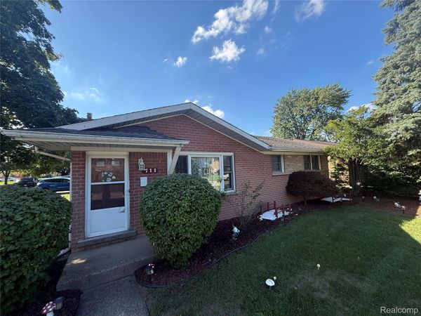 711 Van Sull Street , Westland, Mi 48185