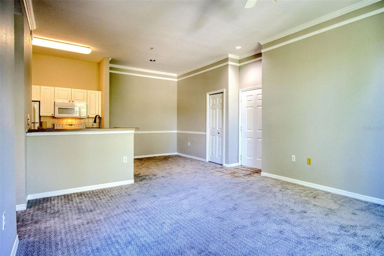 5146 Northridge Road, Unit 303, Sarasota, FL 34238 Photo