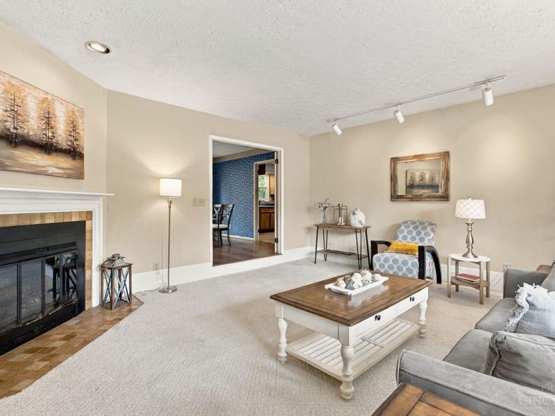 726 David Drive, Oxford, OH 45056 Photo 3