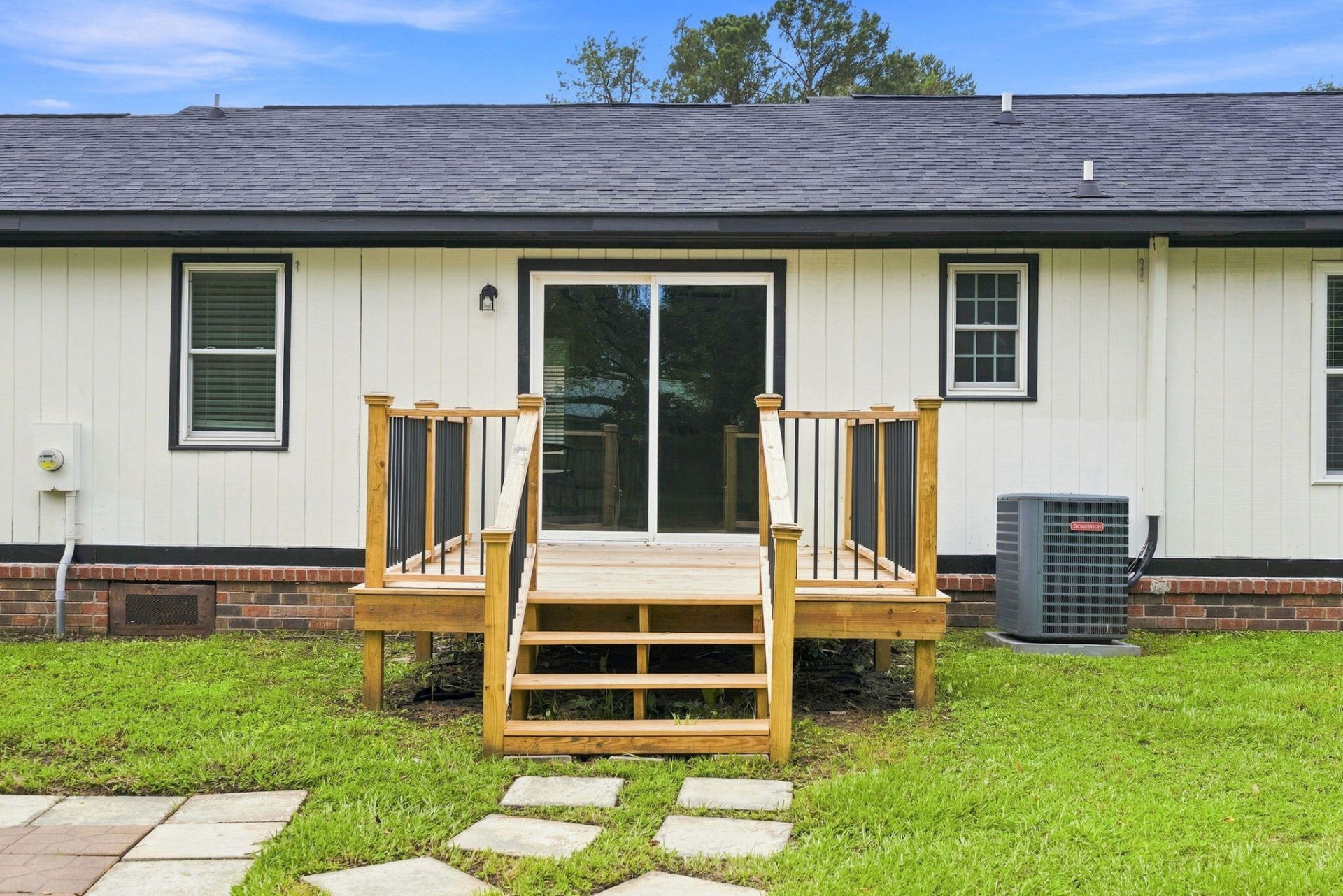 121 Heather Drive Photo 14
