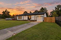 121 Heather Drive photo 4