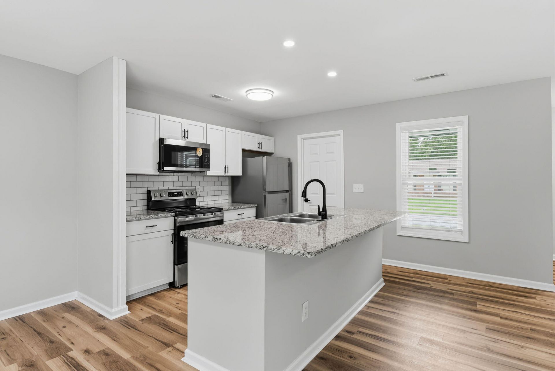 121 Heather Drive Photo 6