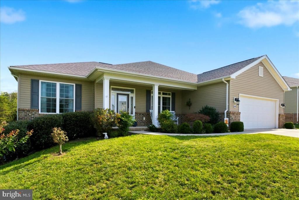444 Talamore Drive, Stephens City, VA 22655 Main Photo