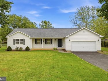 991 FRONT ROYAL PIKE , WINCHESTER, VA 22602
