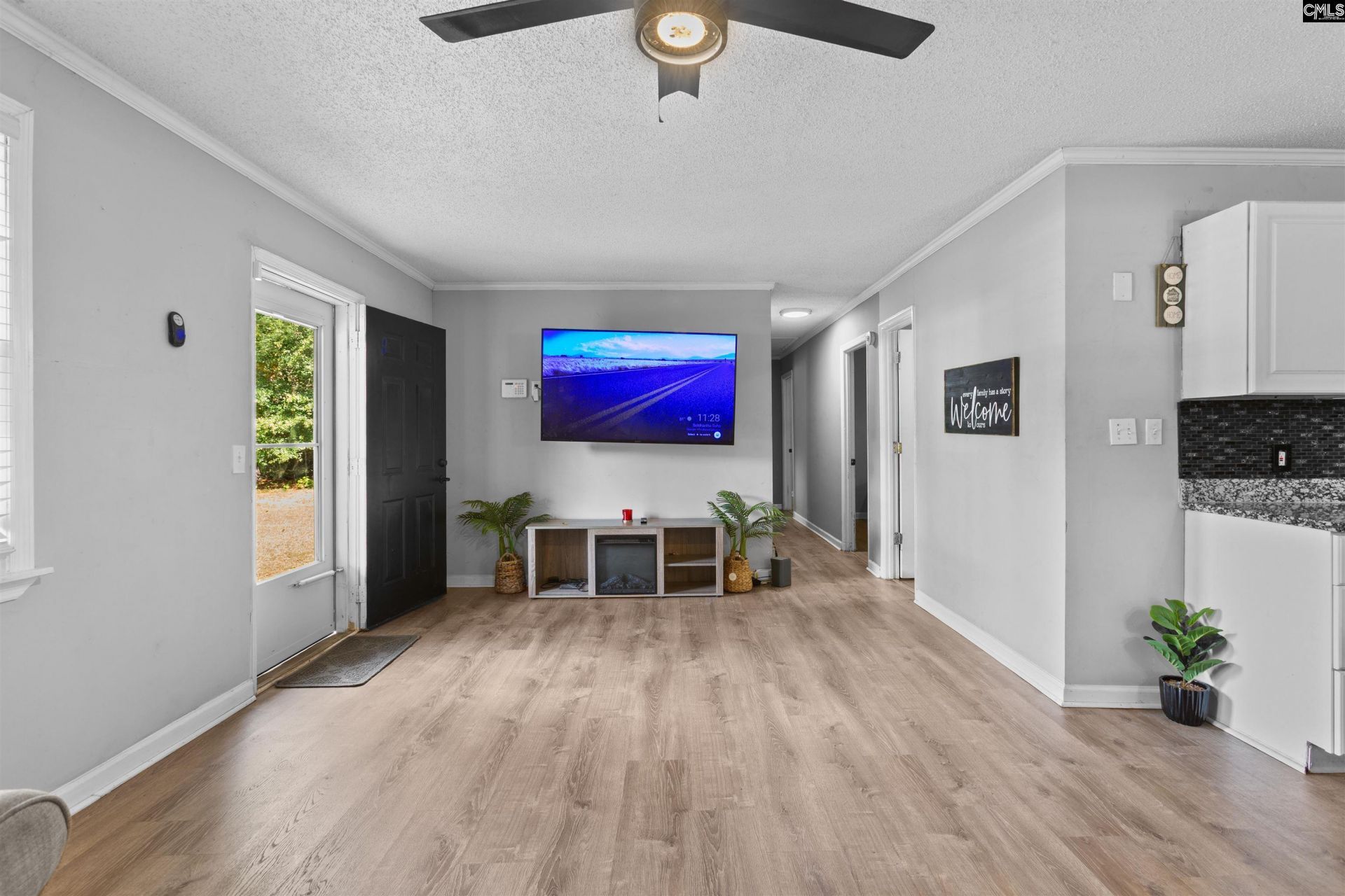 197 Baxter Circle  Photo 5